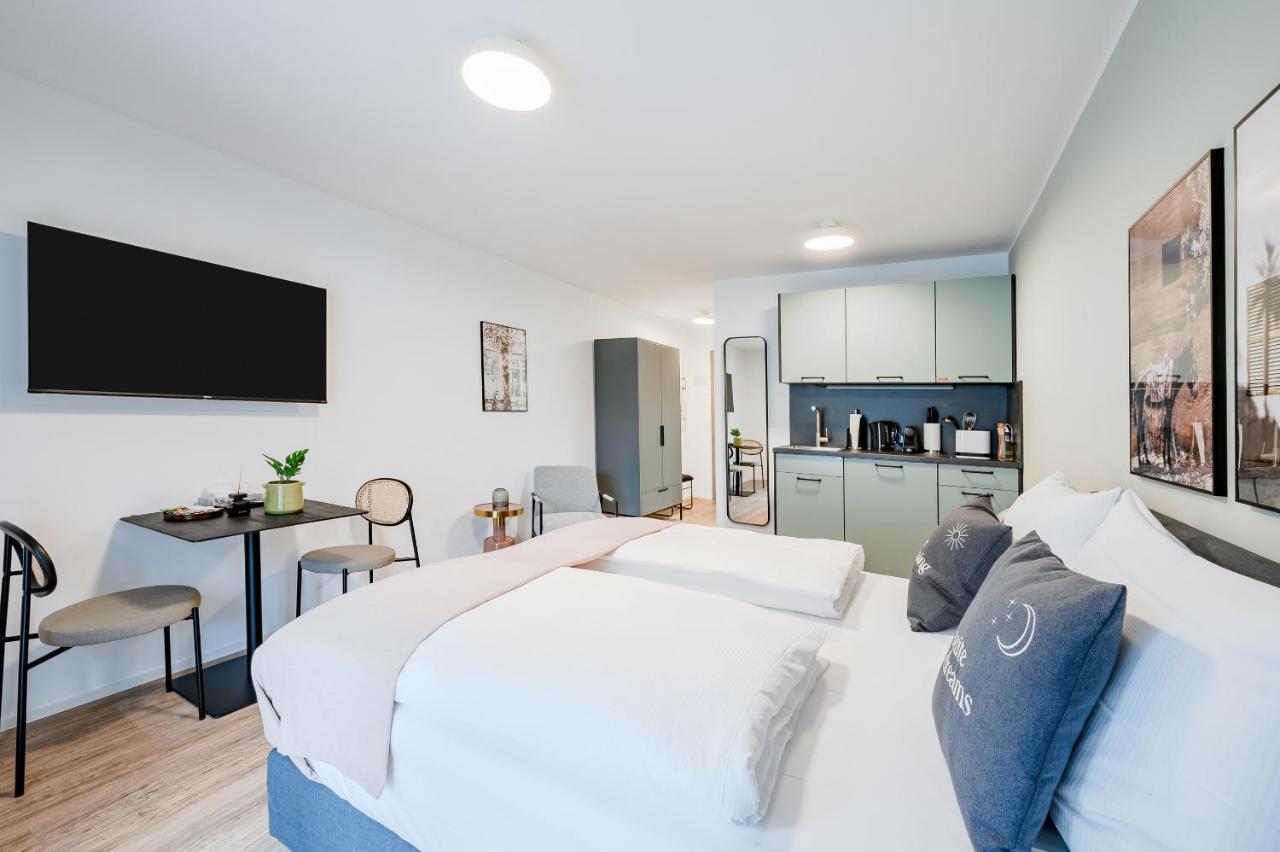 Limehome Metzingen Wilhelmstr מראה חיצוני תמונה
